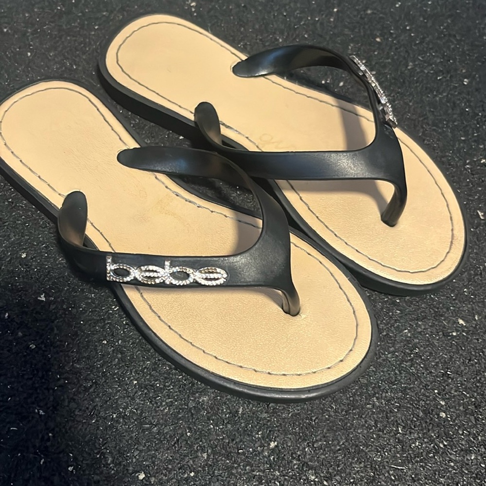 EUC Bebe Girls Sandals Size S 30/31